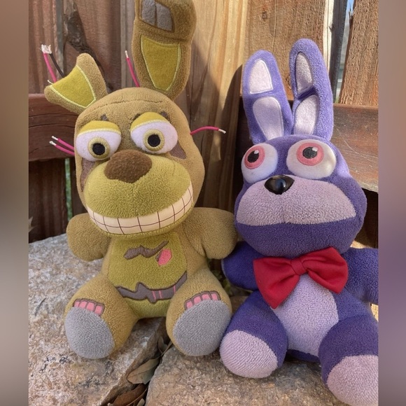 Funko Five Nights At Freddy's Nightmare Fazbear & Springtrap Plushes FNAF 2016 - Picture 1 of 4